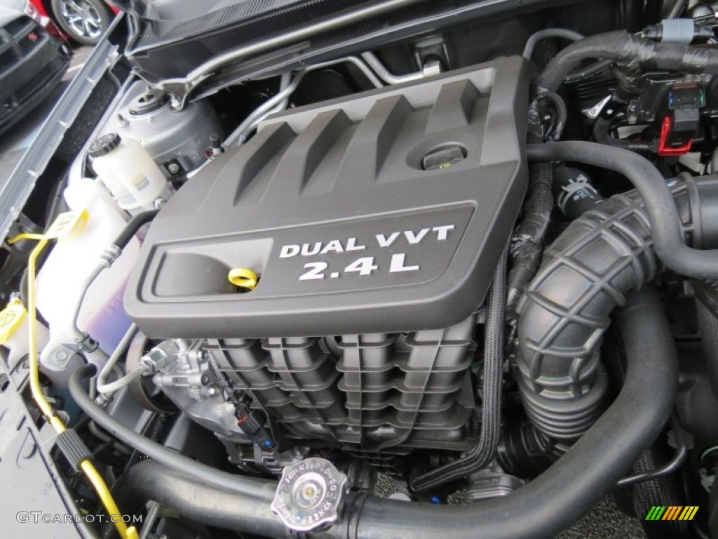 2013 Chrysler 200 Touring Sedan 2.4 Liter DOHC 16-Valve Dual VVT 4 Cylinder Engine Photo #70354227