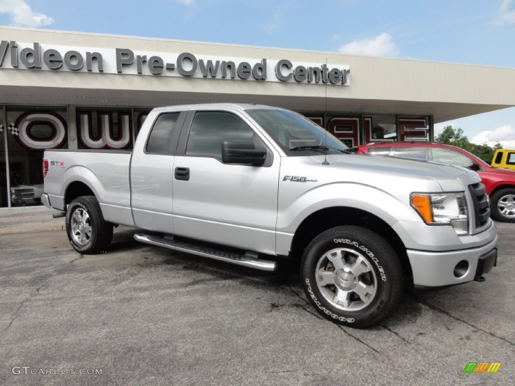 2010 F150 STX SuperCab 4x4 - Ingot Silver Metallic / Medium Stone photo #5