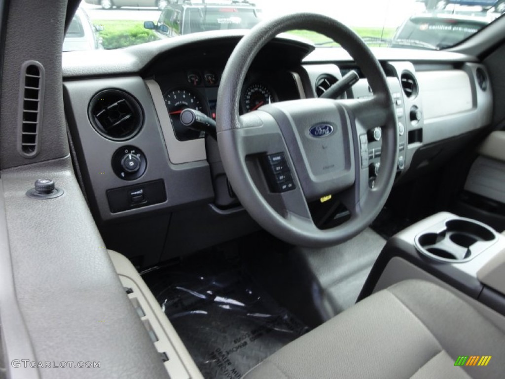 2010 F150 STX SuperCab 4x4 - Ingot Silver Metallic / Medium Stone photo #11