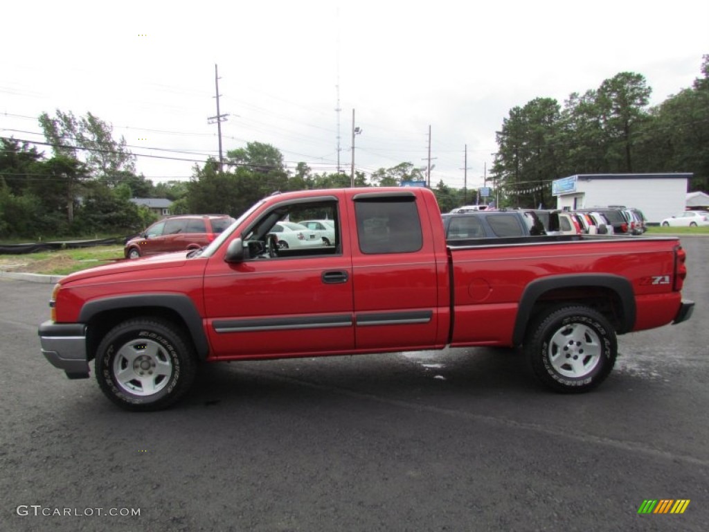 2005 Silverado 1500 Z71 Extended Cab 4x4 - Victory Red / Dark Charcoal photo #12