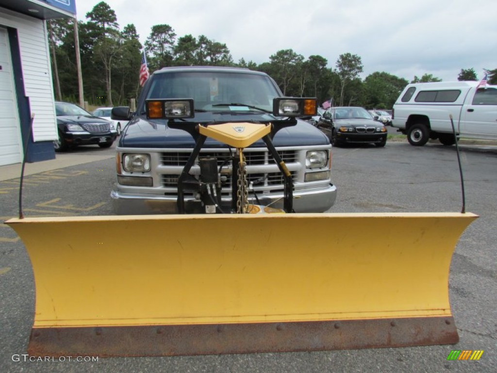 1995 C/K K1500 Regular Cab 4x4 - Indigo Metallic / Gray photo #3