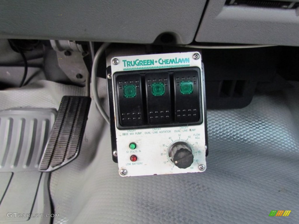 1999 Sierra 3500 SL Regular Cab - Summit White / Gray photo #21