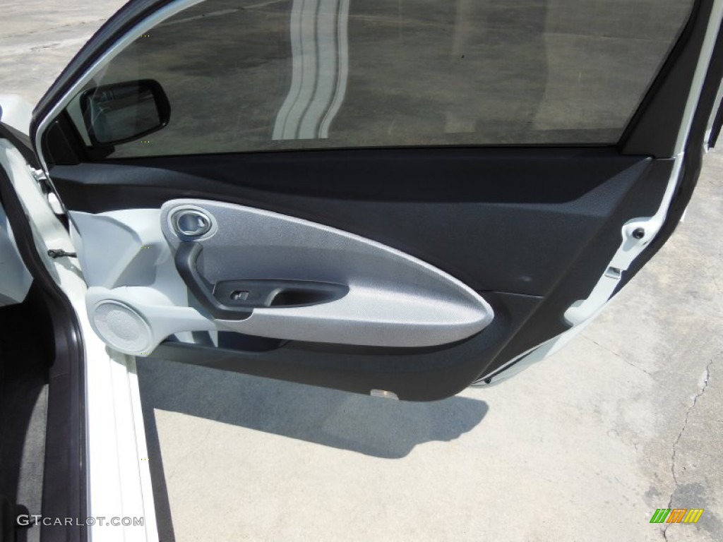 2011 Honda CR-Z Sport Hybrid Gray Fabric Door Panel Photo #70356894