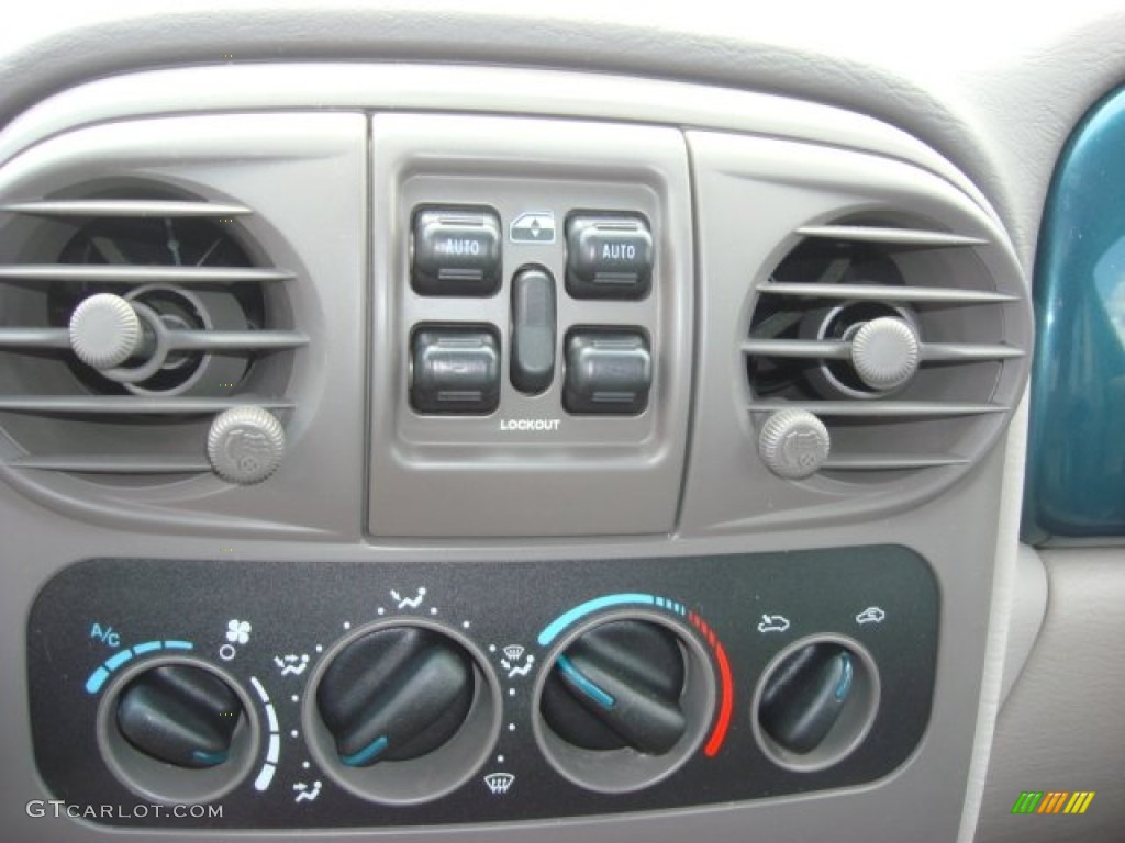 2001 Chrysler PT Cruiser Limited Controls Photo #70357152