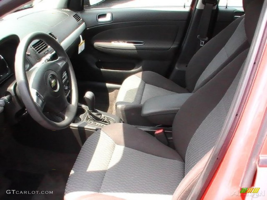 2010 Cobalt LT Sedan - Victory Red / Ebony photo #10