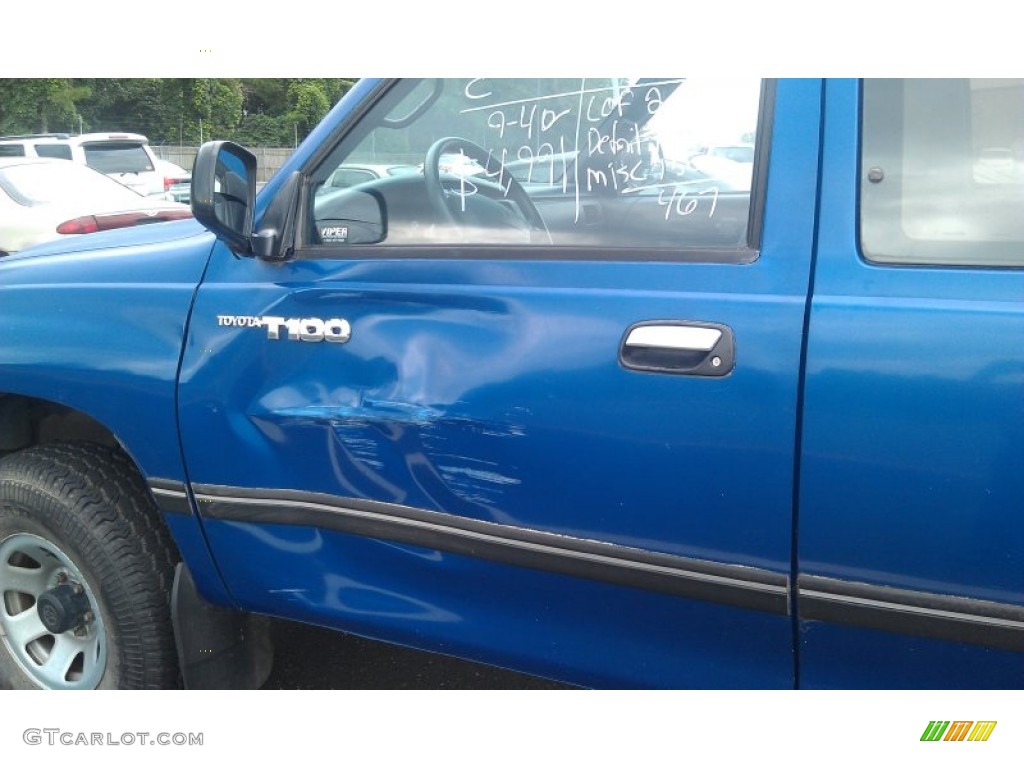 1995 T100 Truck DX Extended Cab 4x4 - Tropical Blue Metallic / Blue photo #3