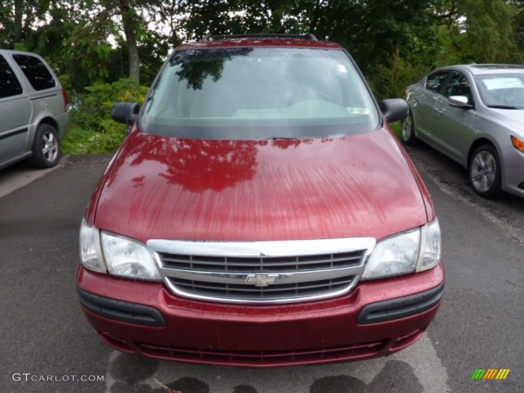 2003 Venture  - Redfire Metallic / Medium Gray photo #2