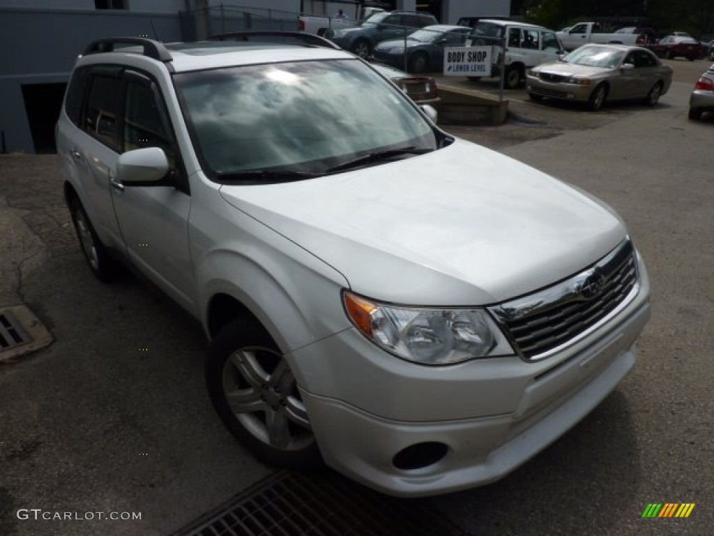 2009 Forester 2.5 X Premium - Satin White Pearl / Platinum photo #1