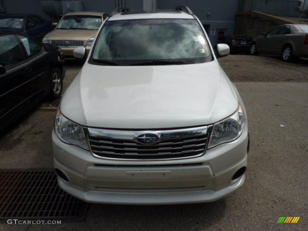 2009 Forester 2.5 X Premium - Satin White Pearl / Platinum photo #2