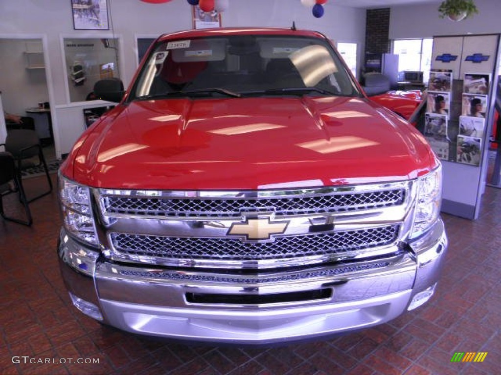 2012 Silverado 1500 LT Extended Cab - Victory Red / Ebony photo #2