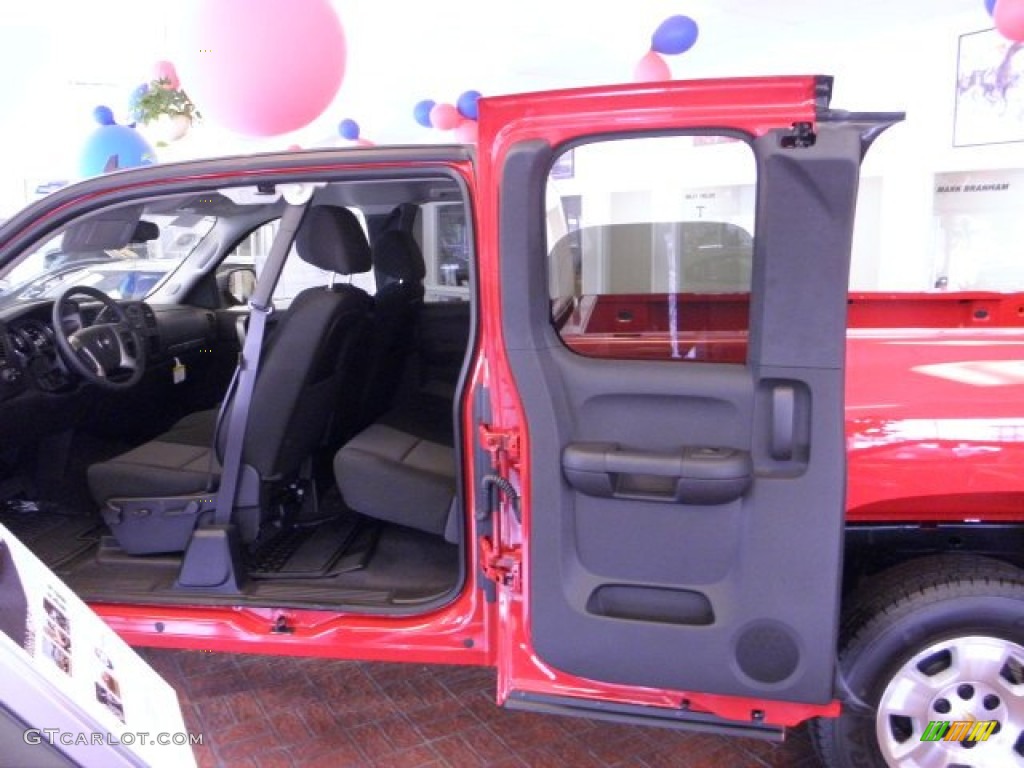 2012 Silverado 1500 LT Extended Cab - Victory Red / Ebony photo #11