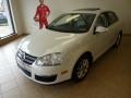 Candy White - Jetta SE Sedan Photo No. 3