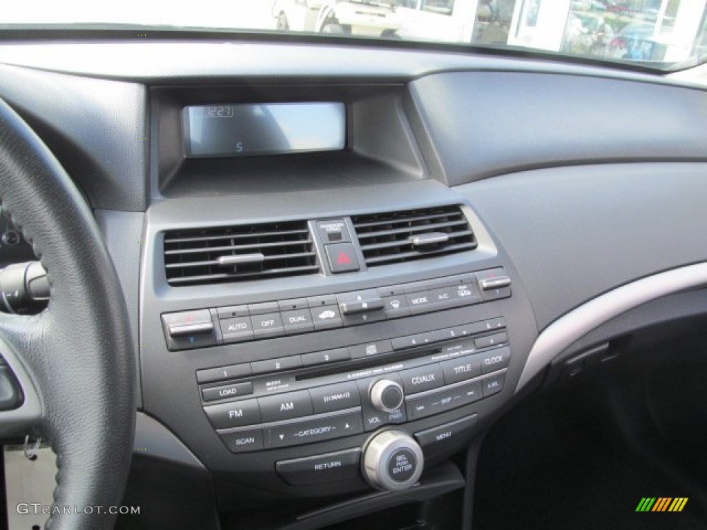 2009 Honda Accord EX-L Sedan Controls Photo #70361175