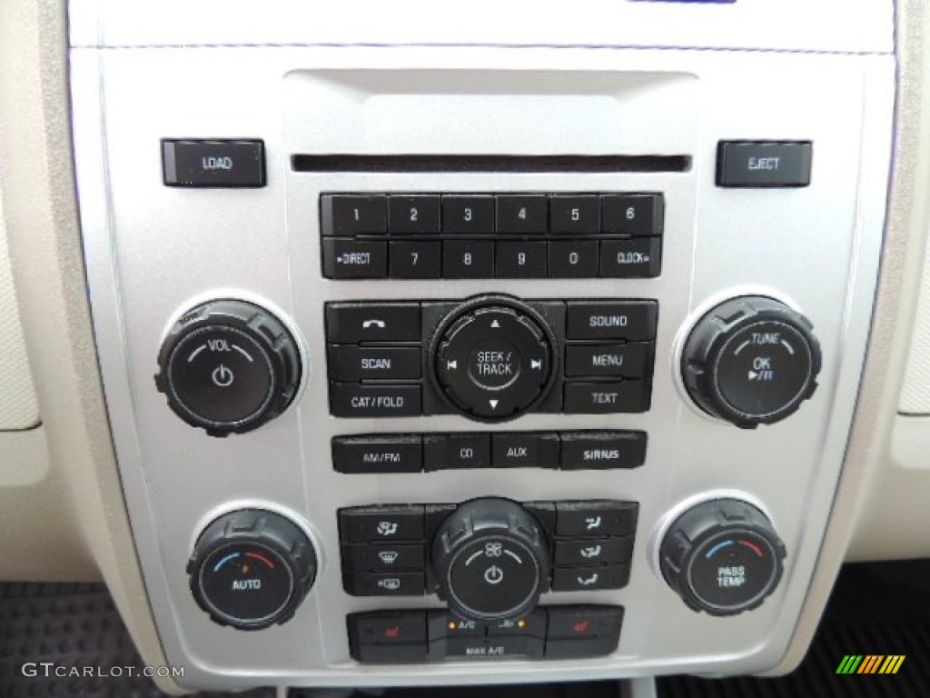 2010 Mercury Mariner V6 Premier 4WD Controls Photo #70361715