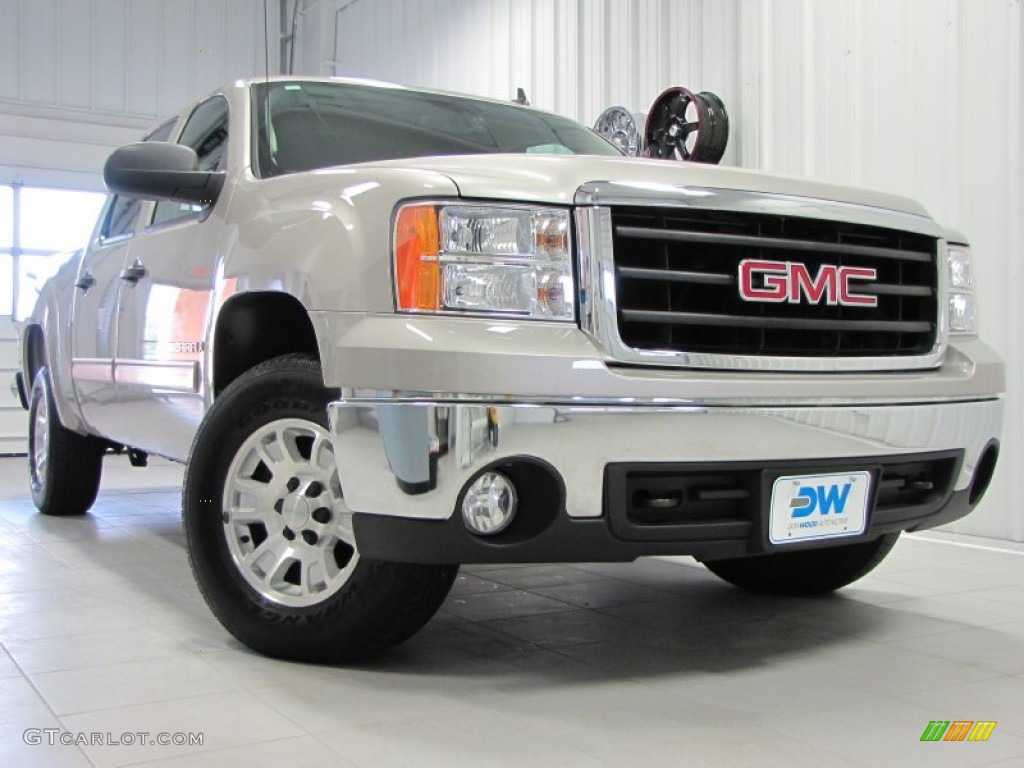 Silver Birch Metallic GMC Sierra 1500