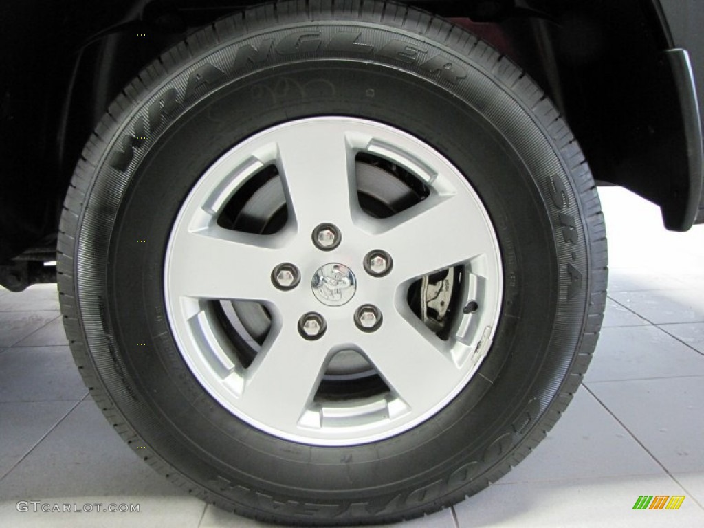 2012 Ram 1500 SLT Quad Cab 4x4 - Black / Dark Slate Gray/Medium Graystone photo #26