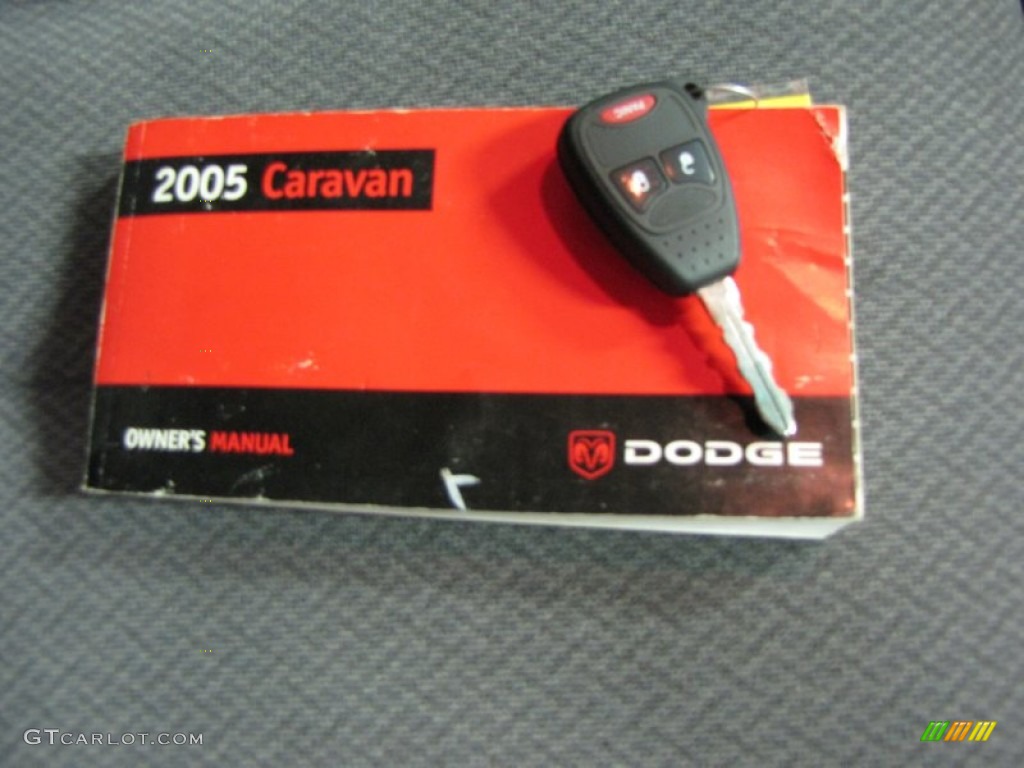 2005 Dodge Caravan SXT Books/Manuals Photo #70363794