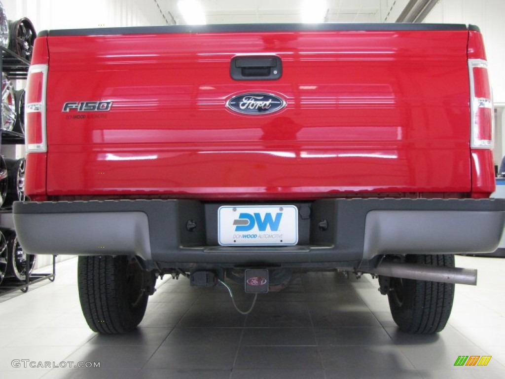 2010 F150 XL Regular Cab - Red Candy Metallic / Medium Stone photo #4