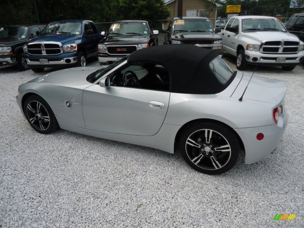 Titanium Silver Metallic 2005 BMW Z4 2.5i Roadster Exterior Photo #70366485