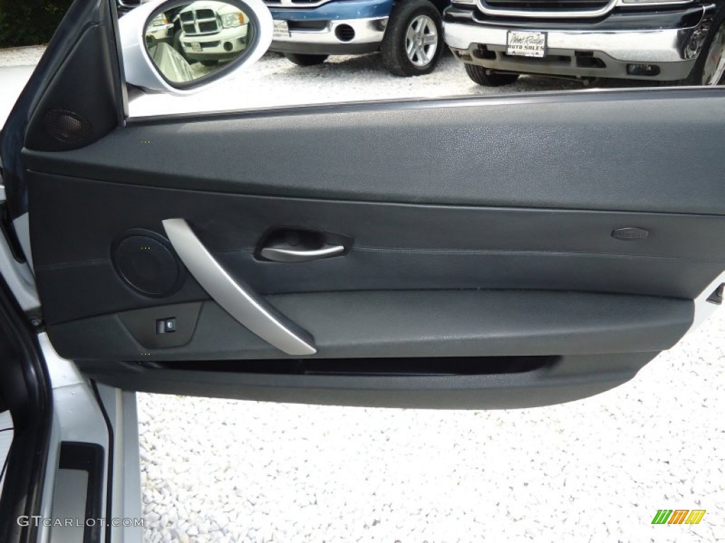 2005 BMW Z4 2.5i Roadster Black Door Panel Photo #70366644