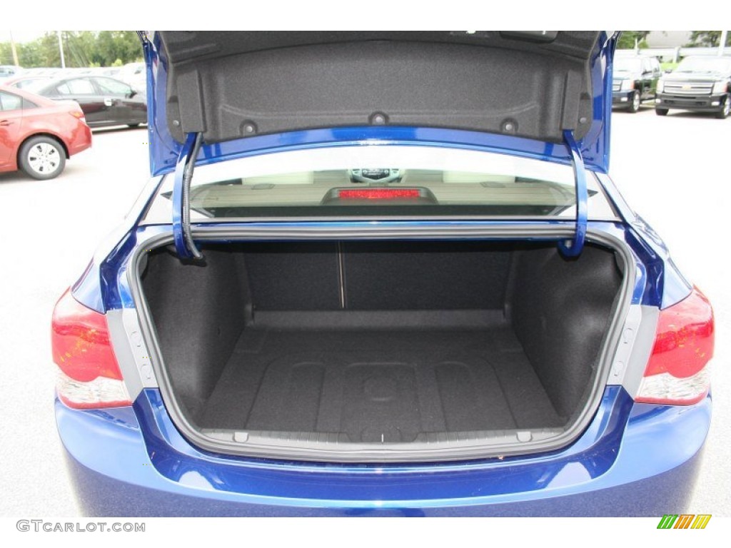 2013 Chevrolet Cruze LT/RS Trunk Photo #70369058
