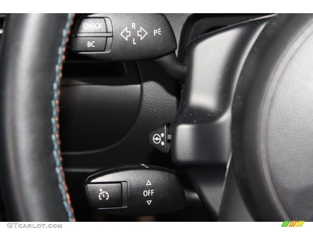 2008 BMW M6 Coupe Controls Photo #70370452