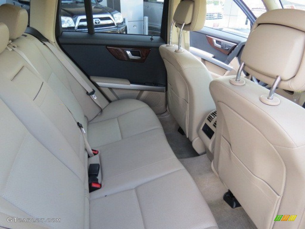 2011 GLK 350 - Barolo Red Metallic / Almond/Black photo #15