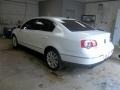 Candy White - Passat Komfort Sedan Photo No. 5