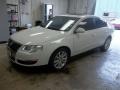 Candy White - Passat Komfort Sedan Photo No. 7