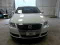 Candy White - Passat Komfort Sedan Photo No. 8