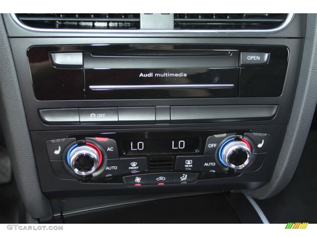 2013 Audi A5 2.0T quattro Coupe Controls Photo #70372188