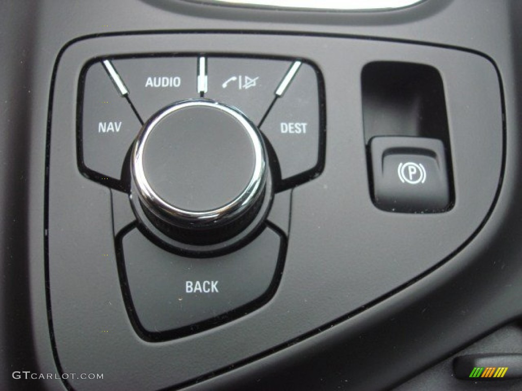 2011 Buick Regal CXL Controls Photo #70373867