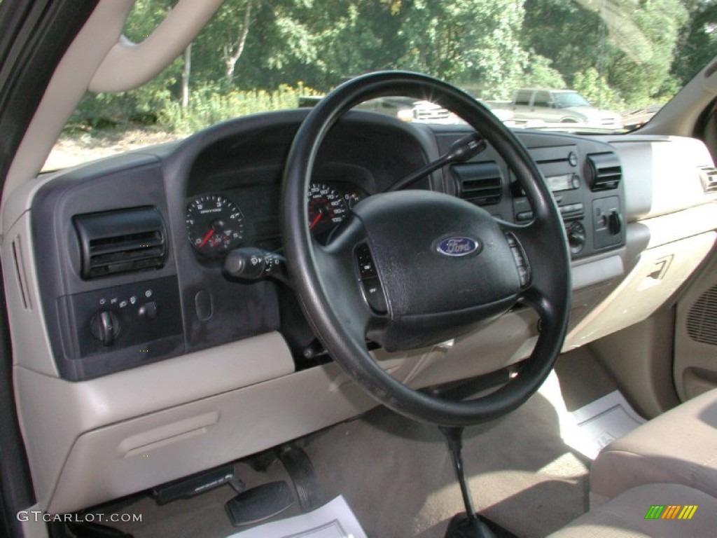 2006 F350 Super Duty XLT Regular Cab 4x4 - Dark Stone Metallic / Tan photo #51