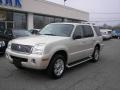 2005 Ivory Parchment Tri-Coat Mercury Mountaineer V8 Premier AWD  photo #1