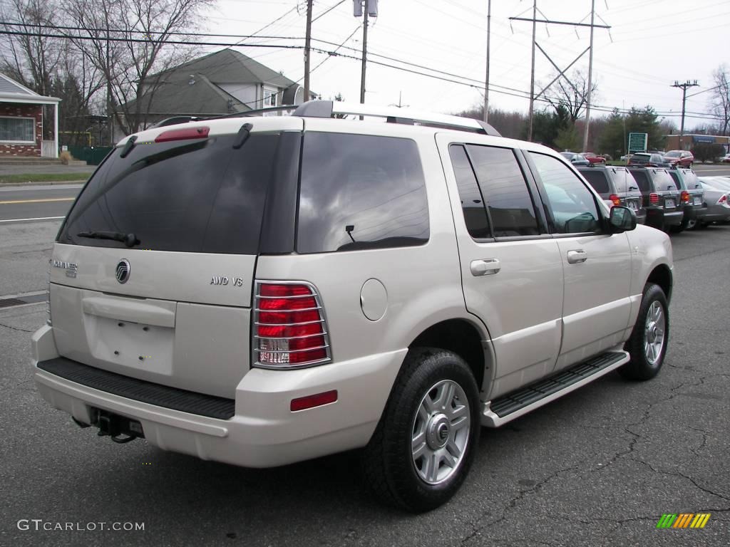 2005 Mountaineer V8 Premier AWD - Ivory Parchment Tri-Coat / Medium Dark Parchment photo #3