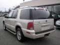 2005 Ivory Parchment Tri-Coat Mercury Mountaineer V8 Premier AWD  photo #4