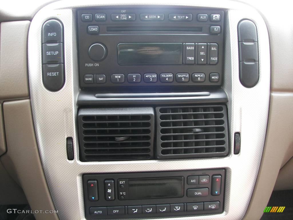 2005 Mountaineer V8 Premier AWD - Ivory Parchment Tri-Coat / Medium Dark Parchment photo #15