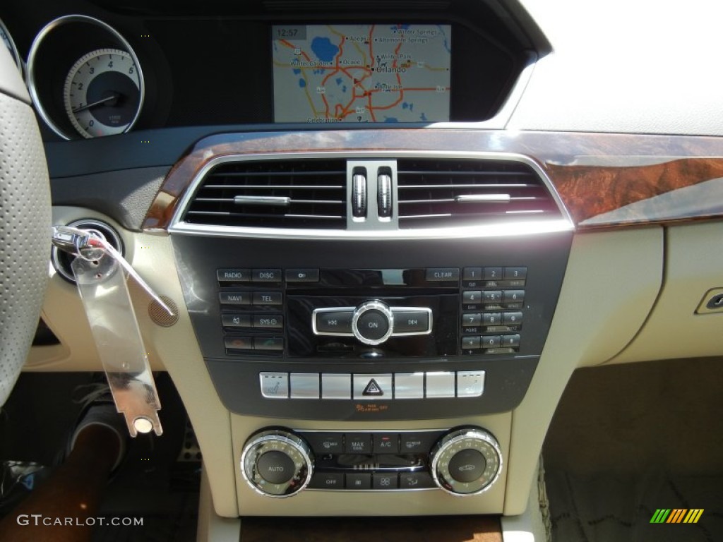 2013 Mercedes-Benz C 250 Sport Controls Photo #70376222