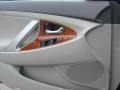 Blue Ribbon Metallic - Camry XLE Photo No. 14