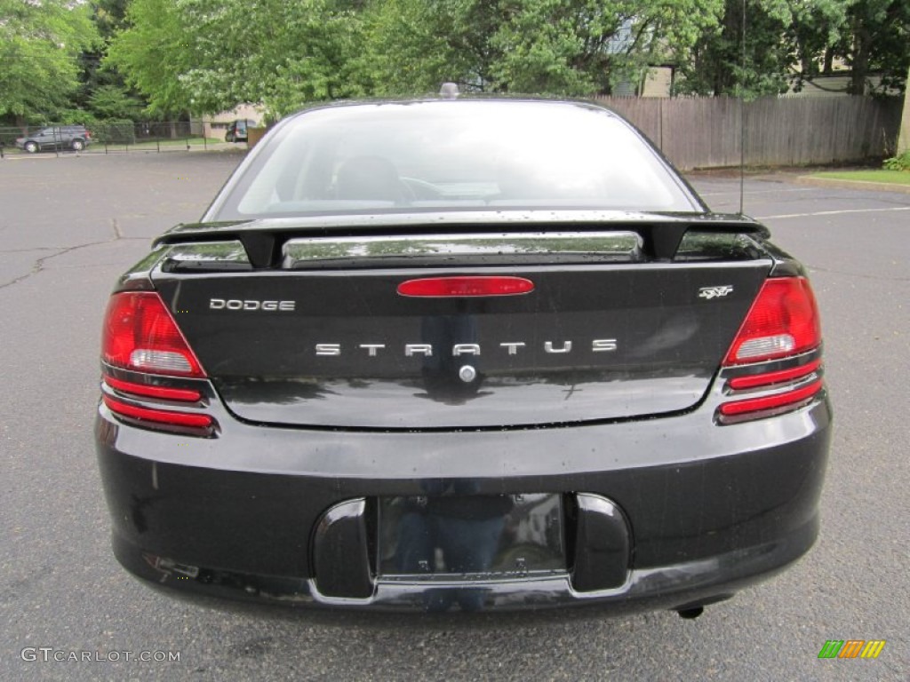 Brilliant Black 2005 Dodge Stratus SXT Sedan Exterior Photo #70377036