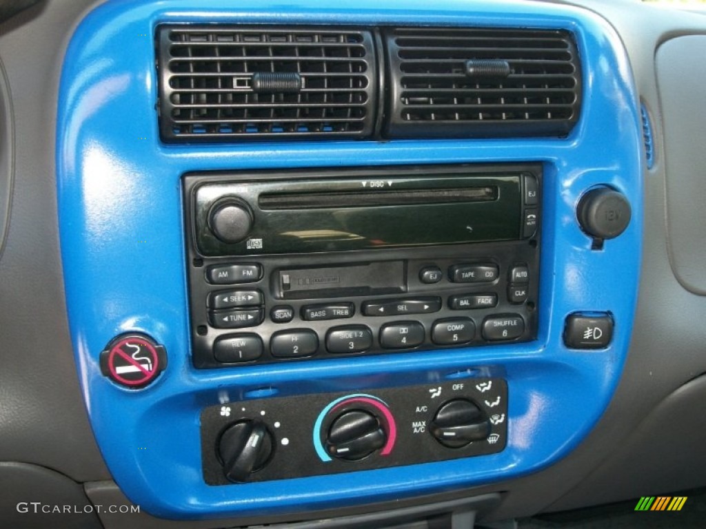 2002 Ford Ranger Edge Regular Cab Controls Photo #70378056