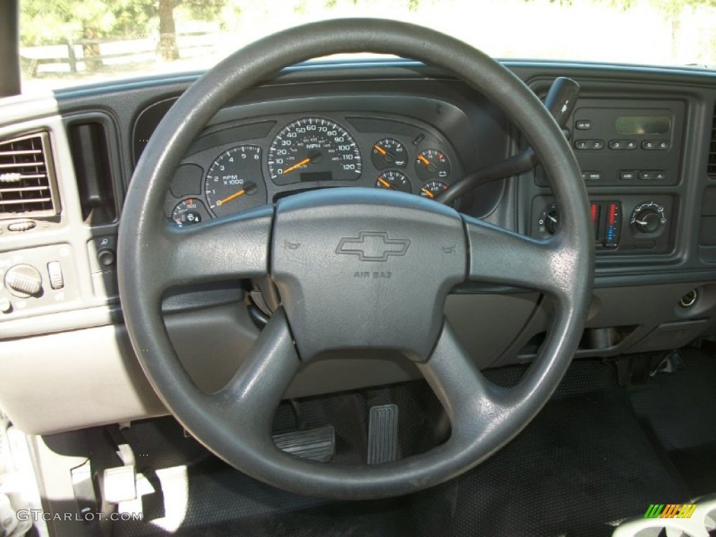 2003 Chevrolet Silverado 2500HD Regular Cab Chassis Utility Dark Charcoal Steering Wheel Photo #70378299