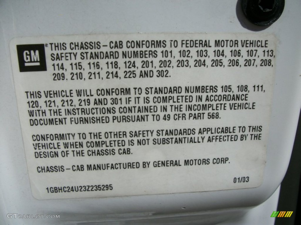 2003 Silverado 2500HD Regular Cab Chassis Utility - Summit White / Dark Charcoal photo #26