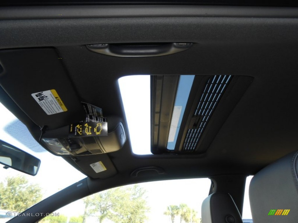 2013 Golf R 2 Door 4Motion - Deep Black Pearl Metallic / Titan Black photo #22