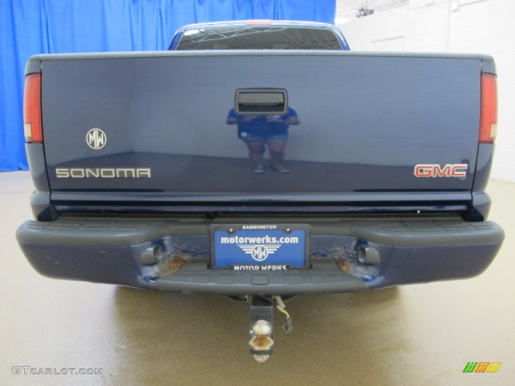 2003 Sonoma SL Extended Cab 4x4 - Indigo Blue Metallic / Graphite photo #7