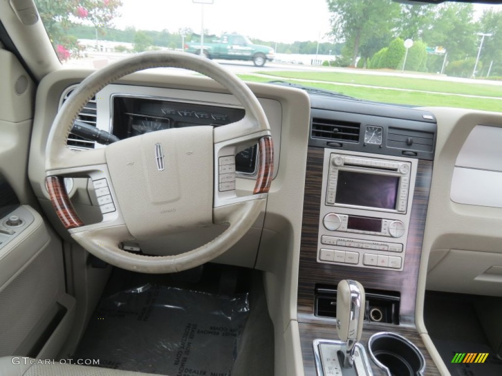 2007 Lincoln Navigator L Luxury Dashboard Photos