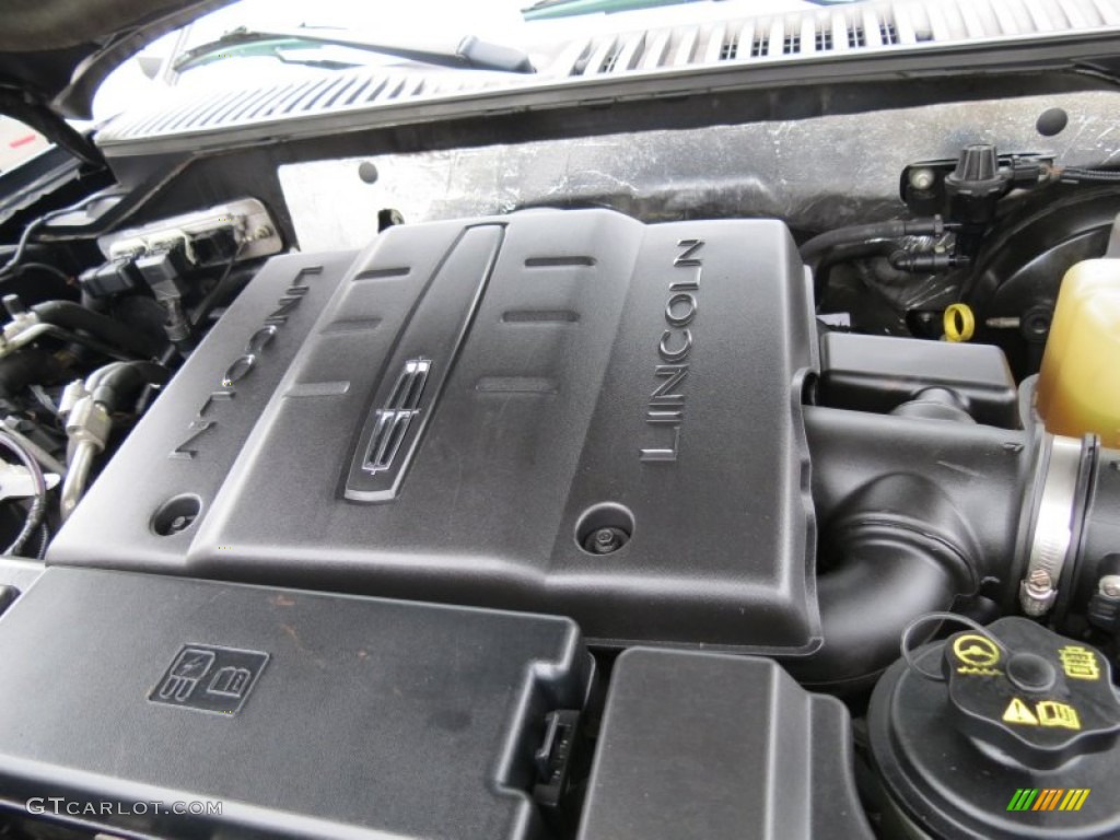 2007 Lincoln Navigator L Luxury 5.4 Liter SOHC 24-Valve VVT V8 Engine Photo #70387026