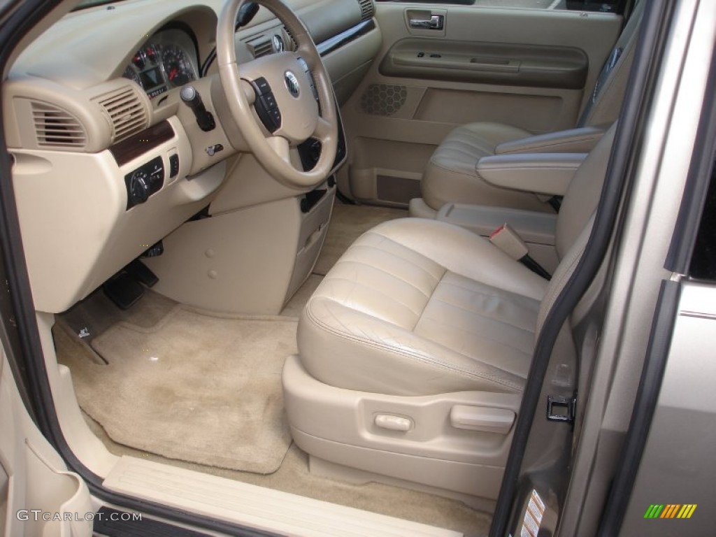2004 Monterey Premier - Arizona Beige Metallic / Pebble photo #10