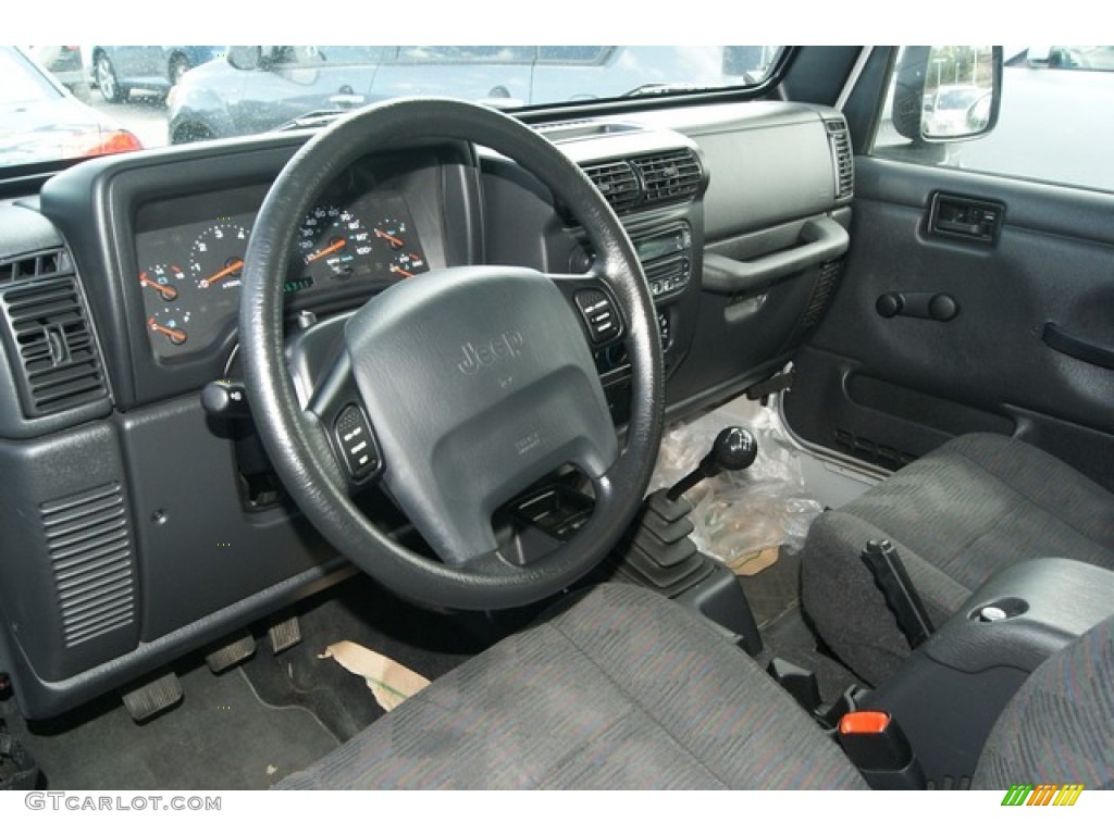 2004 Wrangler Sport 4x4 - Bright Silver Metallic / Dark Slate Gray photo #5
