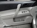 2010 Classic Silver Metallic Toyota Highlander V6 4WD  photo #25